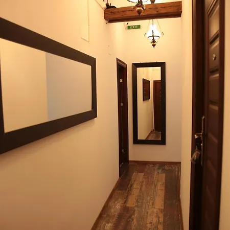 Hostel Downtown *