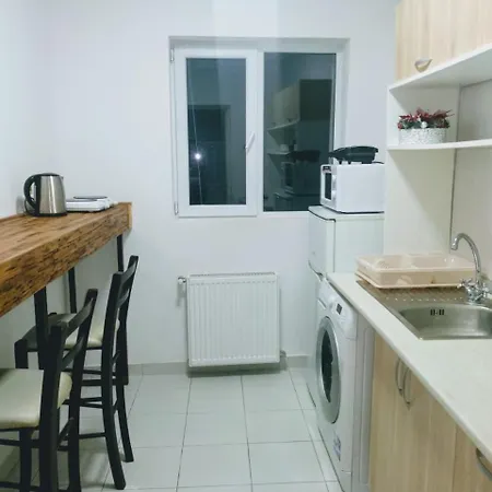 Downtown * בראשוב