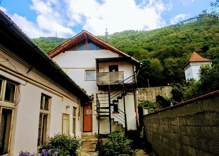 Hostel Downtown Brasov